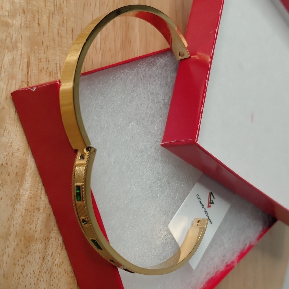 Stainless Steel Gold and Green Gemstone Bracelet - Picture 5 of 5